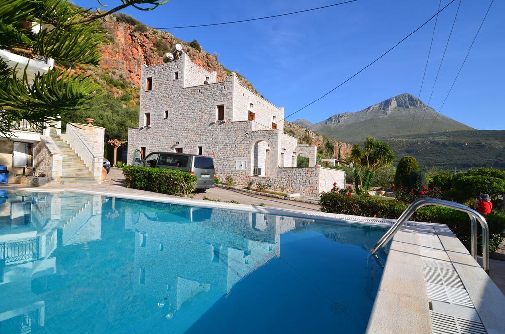 Foivos 2 Hotel Gythio Esterno foto