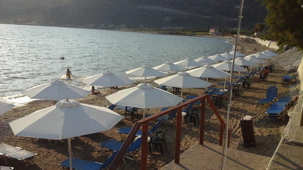Foivos 2 Hotel Gythio Esterno foto