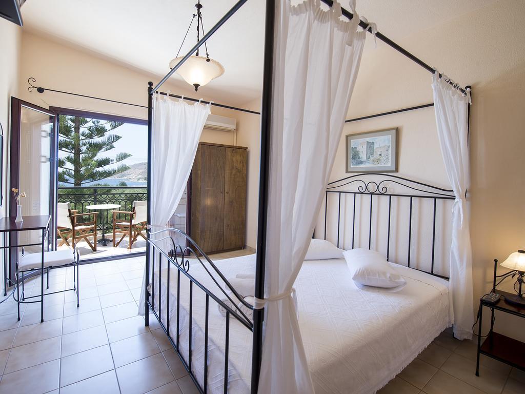 Foivos 2 Hotel Gythio Esterno foto